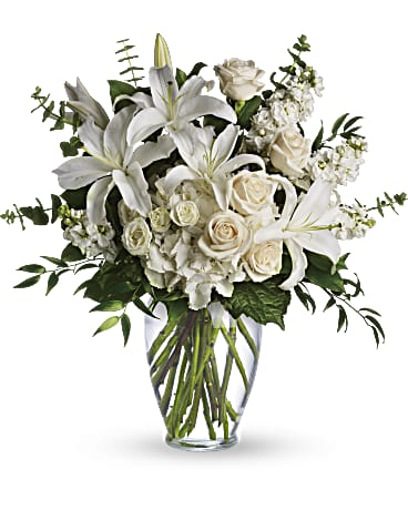 Dreams From the Heart Bouquet Standard Teleflora